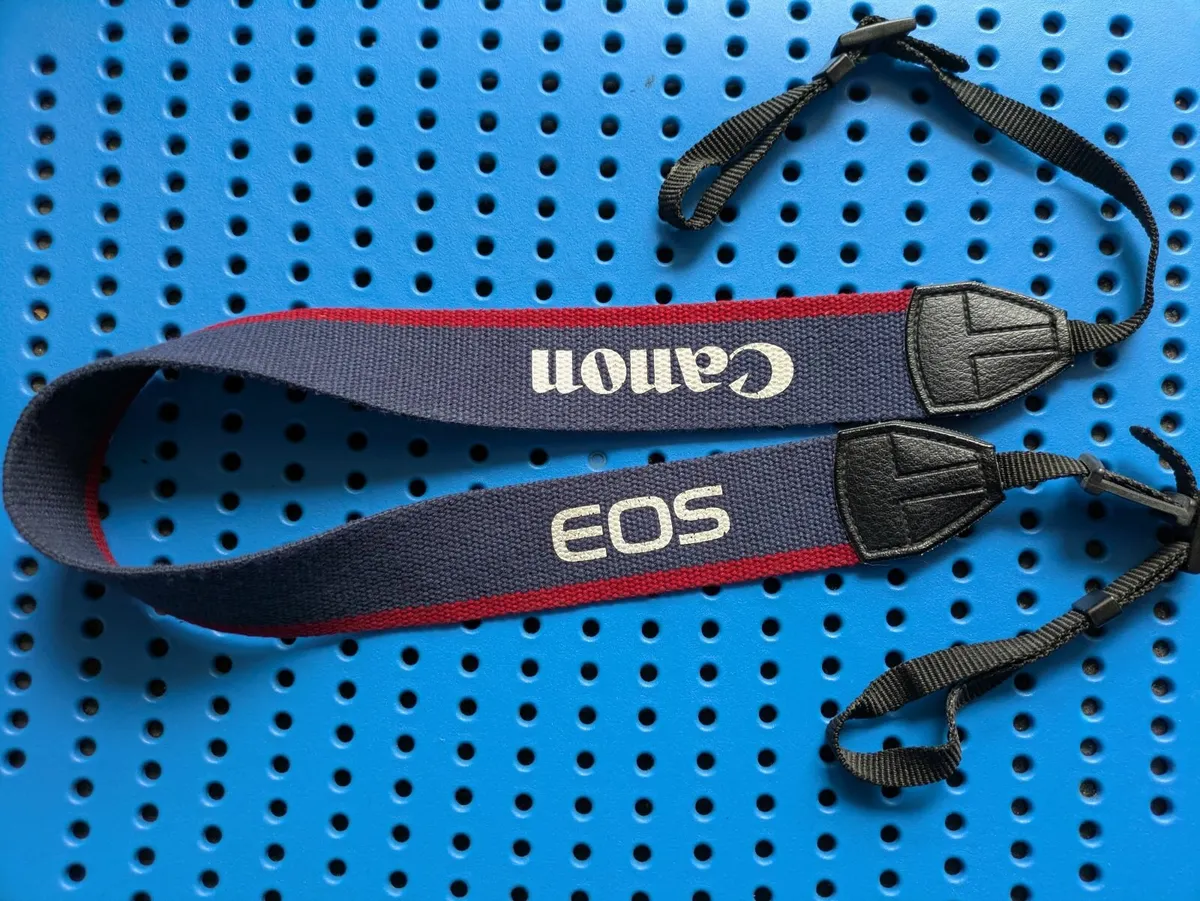 Canon EOS camera strap - Free Post 🚚