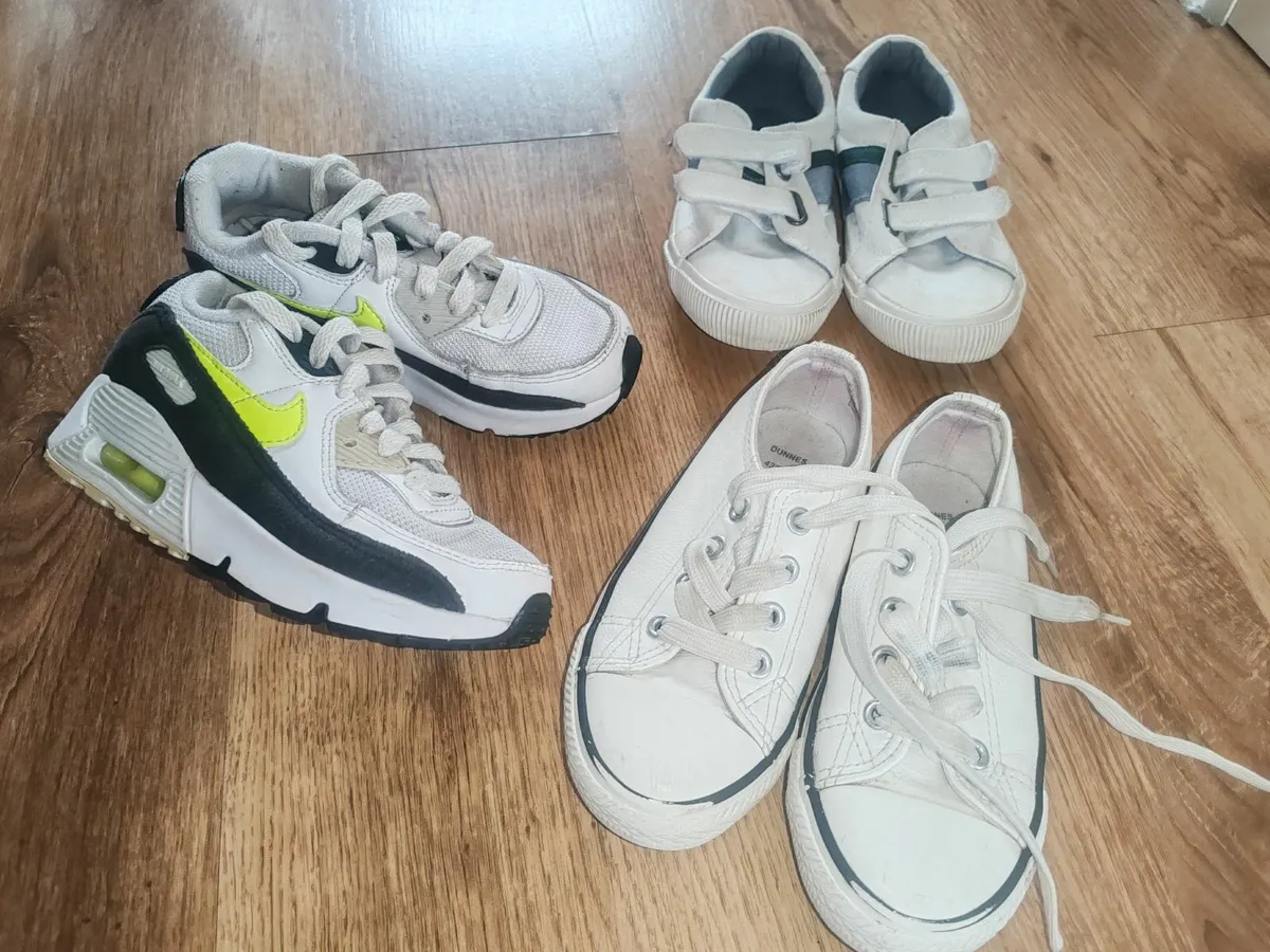 Boys Footwear Size 10 €8 for the lot - Image 1