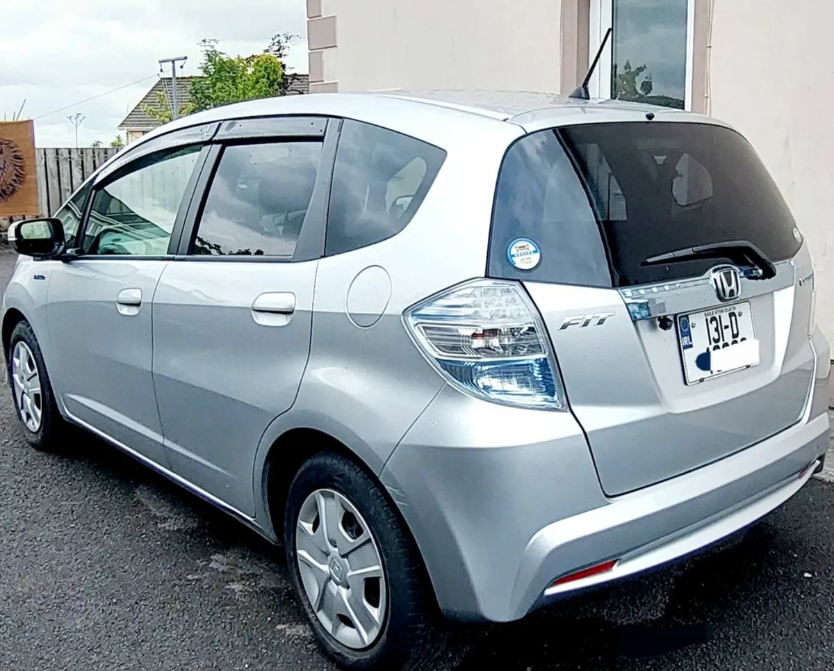 Honda Fit 2013 - Image 3