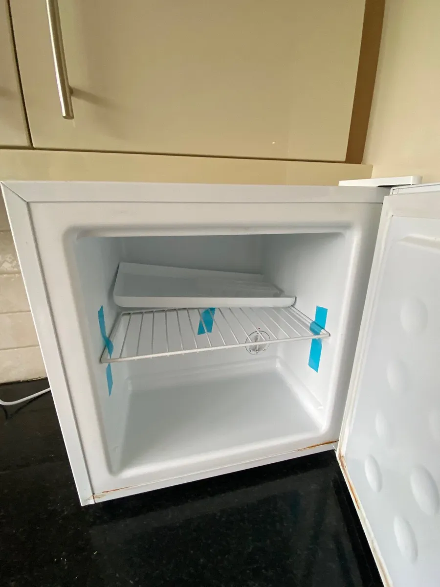 Freezer - Image 2