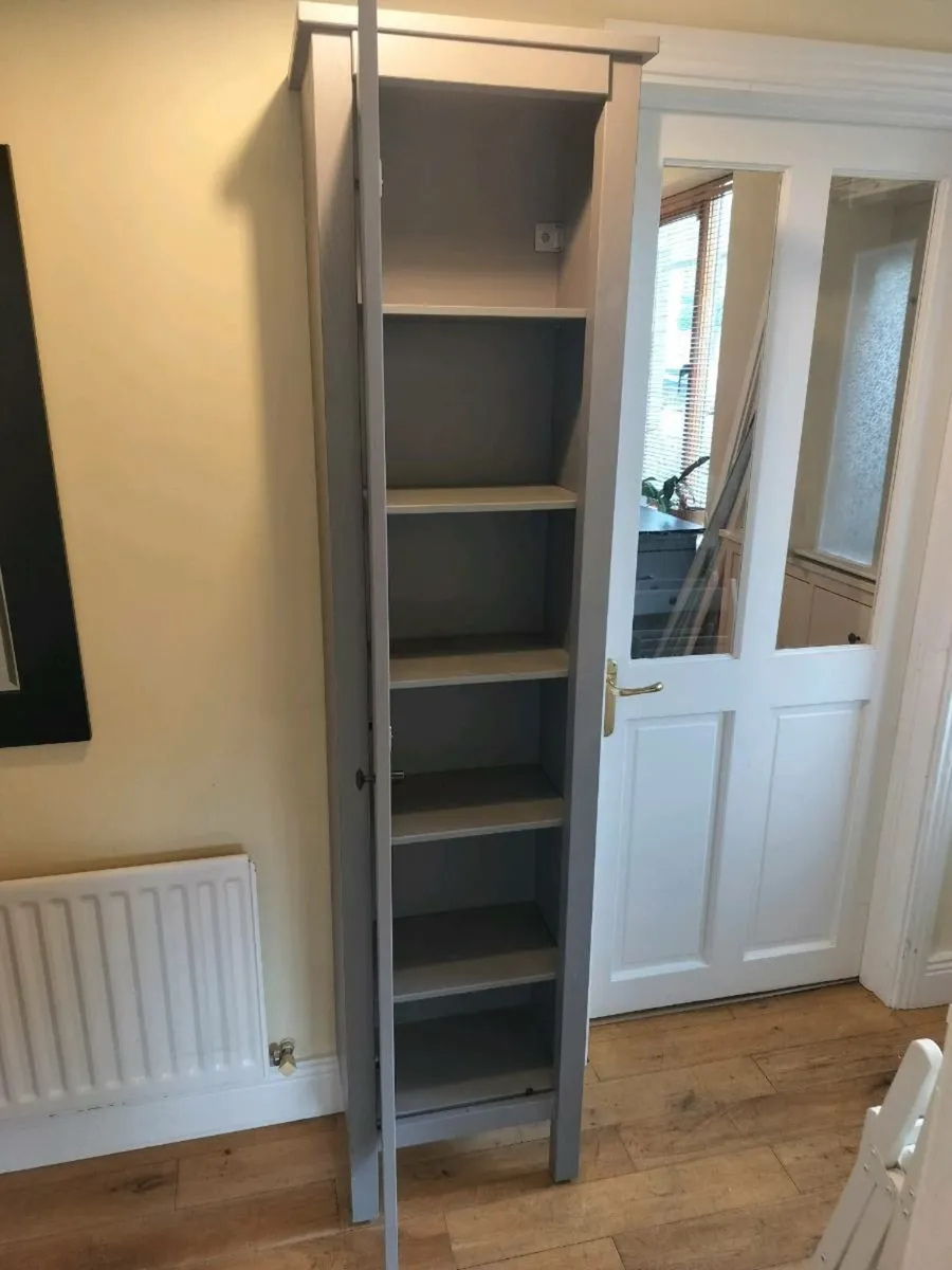 Hemnes bathroom cabinet - Image 2