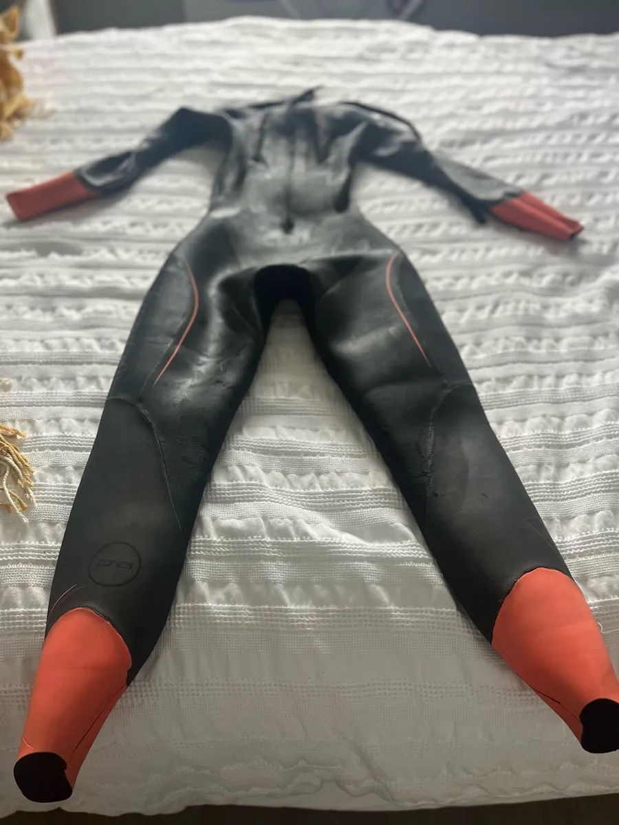 Zone 3 Vanquish Wetsuit - Women’s - S - Image 1