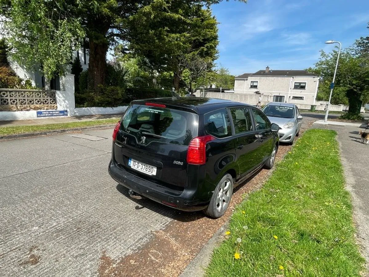 2010 Peugeot 5008 - Image 4