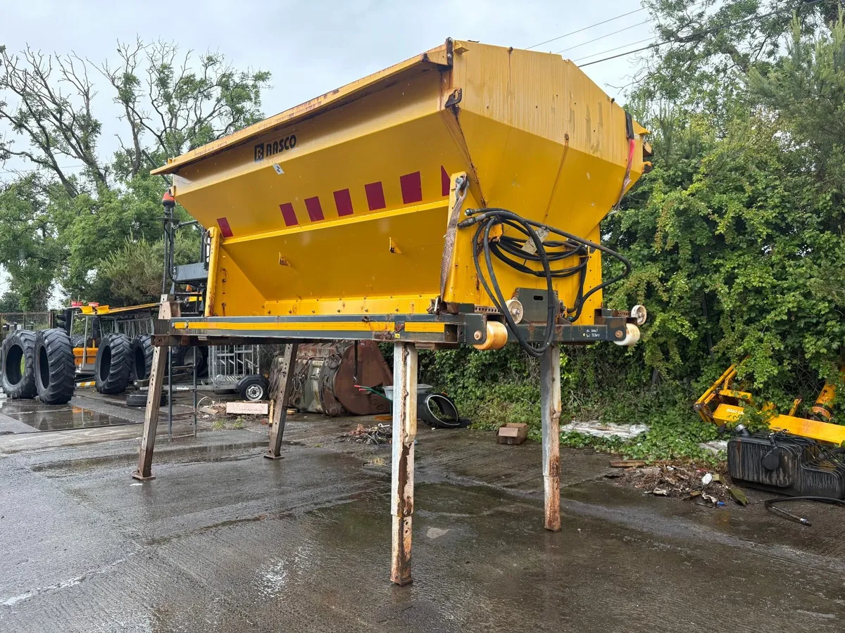 2014 Rasco Demountable 6m3 Gritter salt spreader - Image 4