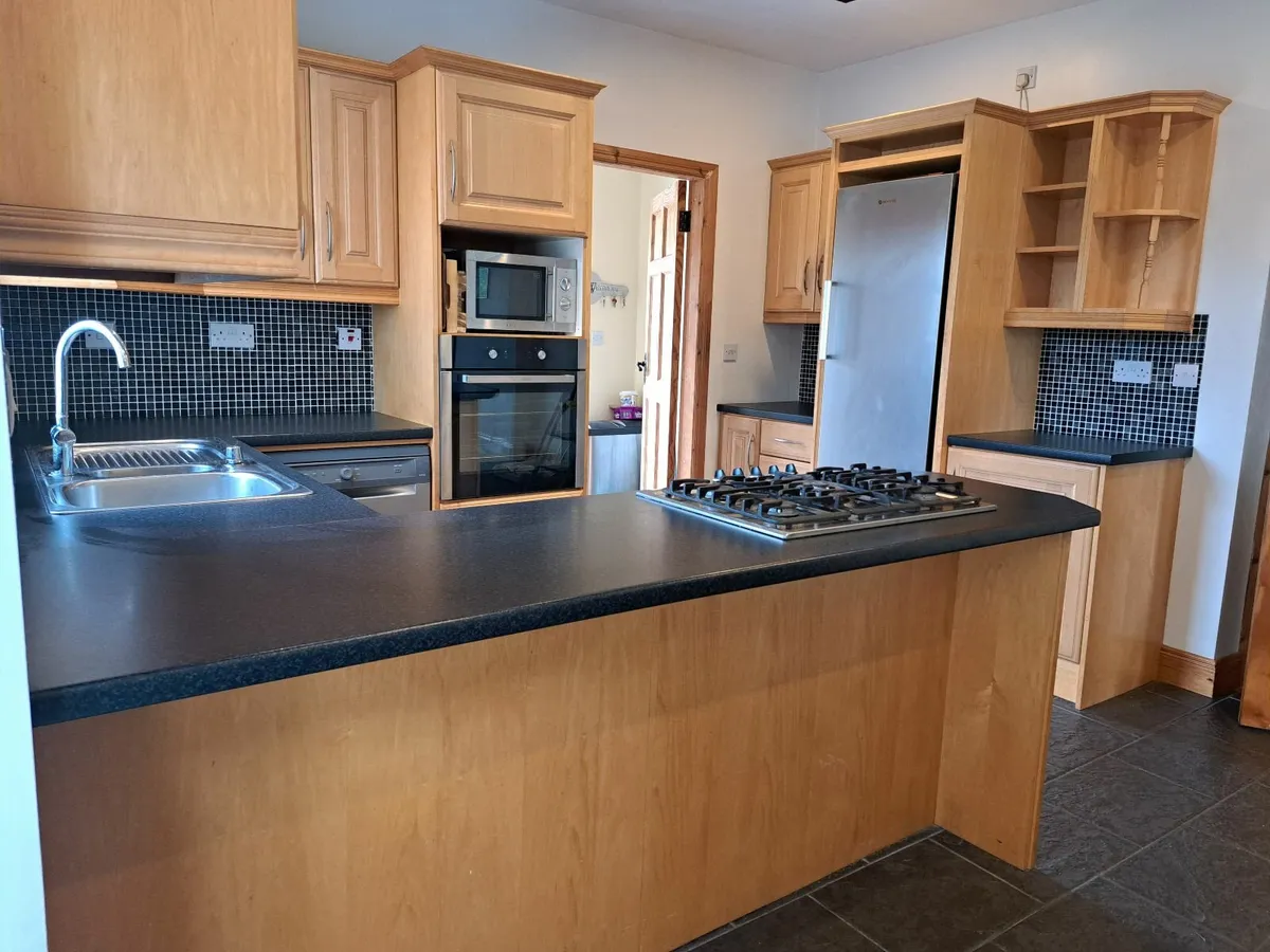Kitchen - Image 3