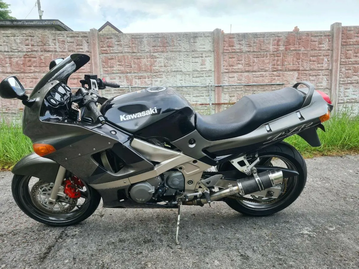 Kawasaki zzr600 - Image 2