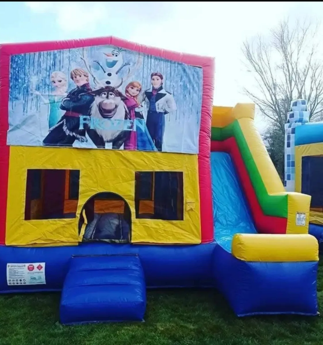 Bounce castle - Image 2