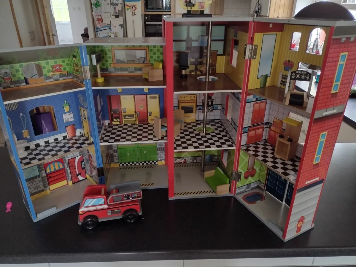 Fire Station - Image 4