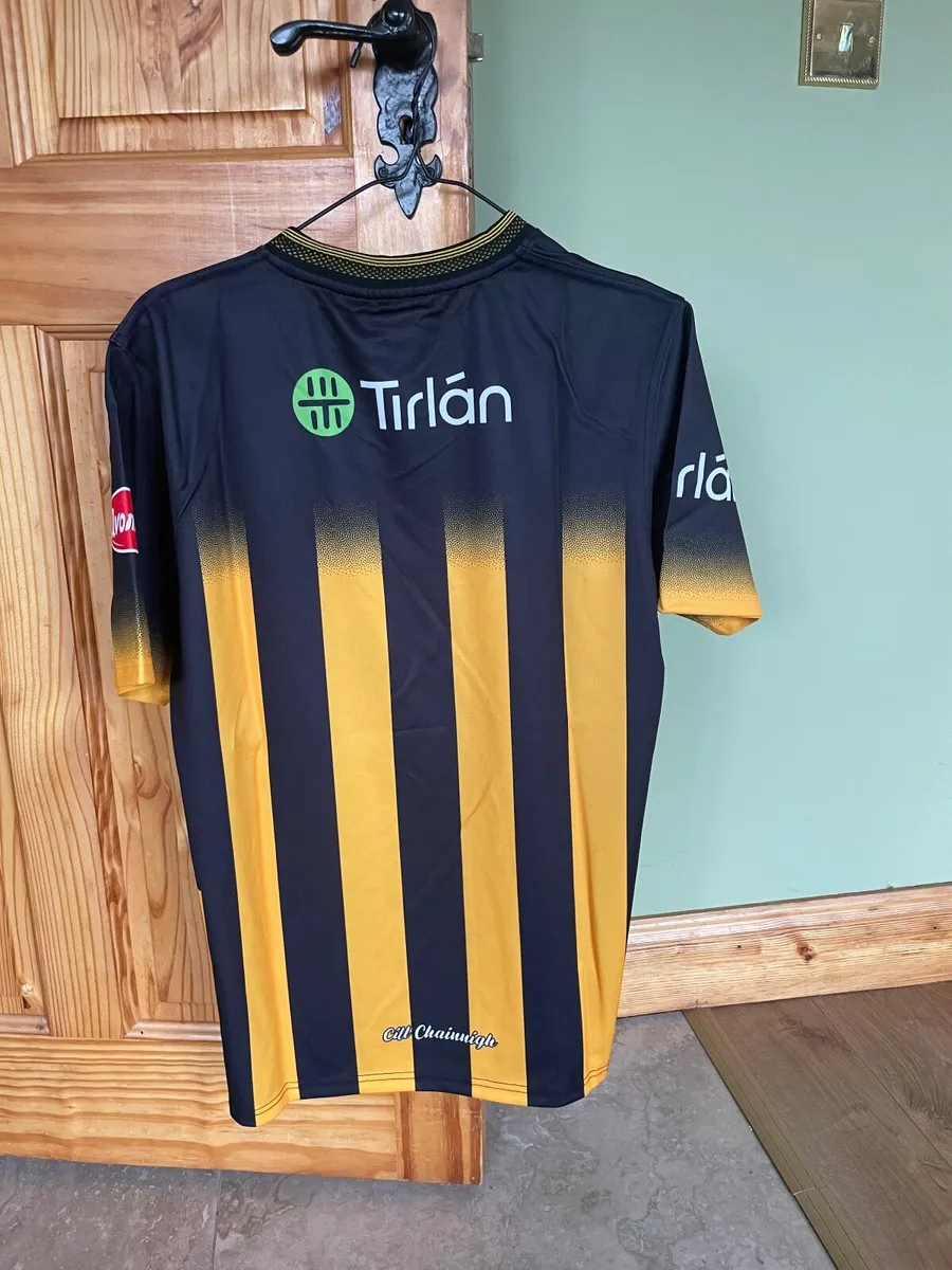 Large Tight fit Kilkenny jersey - Image 4