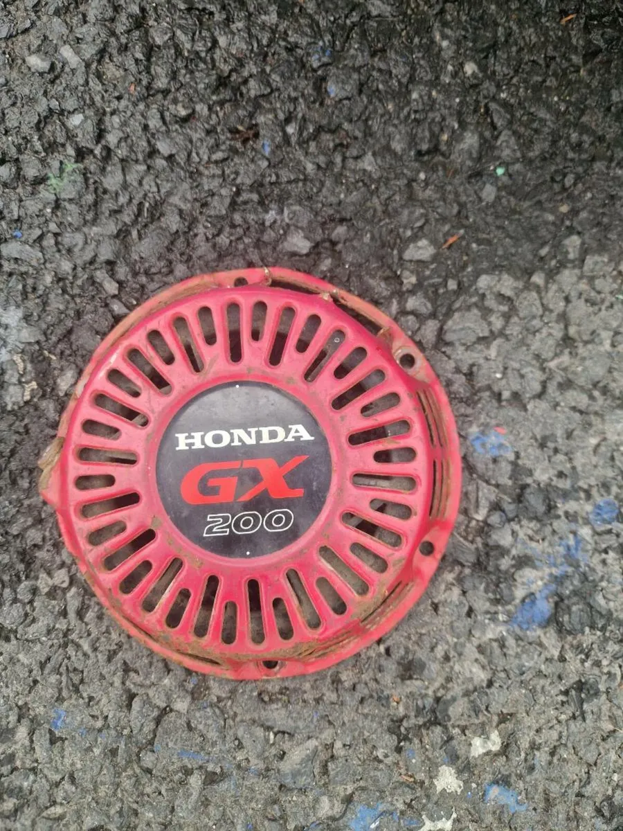 Honda power washer in good condition  works perfec - Image 4