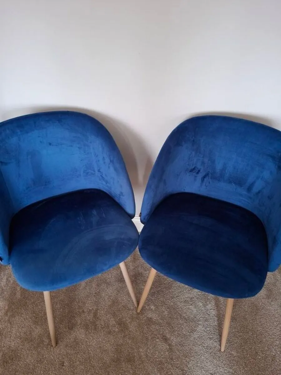 Velvet chairs - Image 2