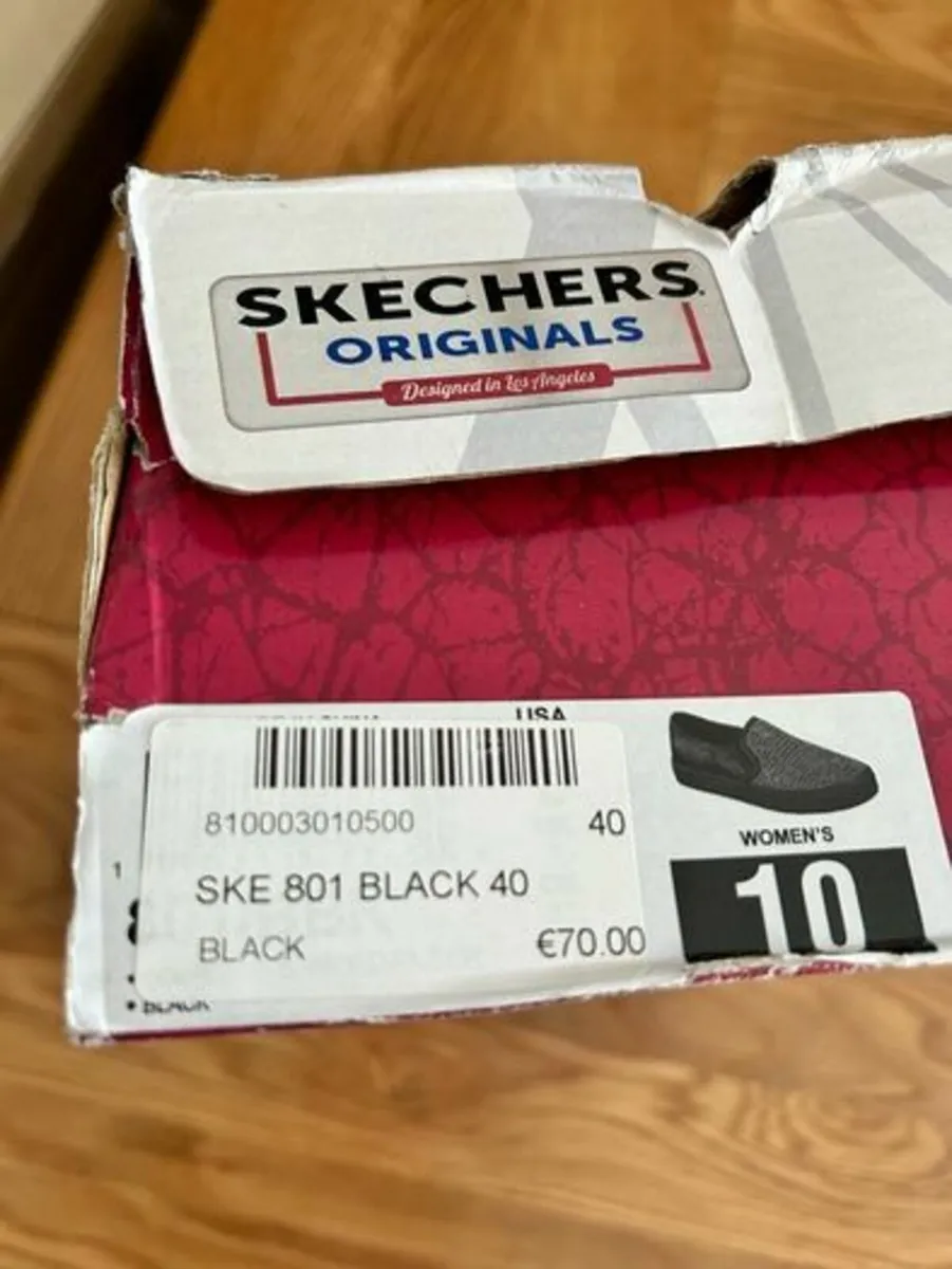 Sketchers womens memory foam shoes 40 eu 7UK New - Image 2