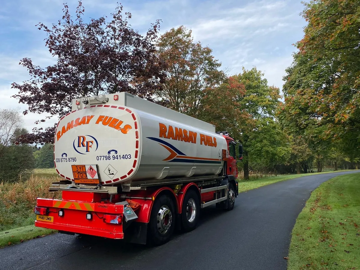 MAN fuel tanker - Image 3