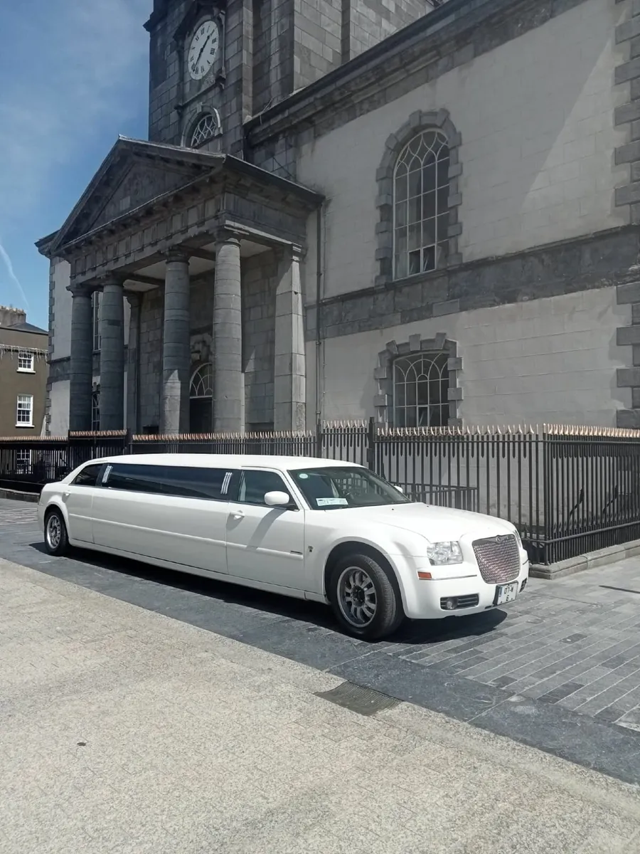Chrysler Limo - Image 1