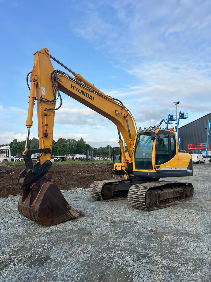 13 16 ton digger excavator, Hyundai Robex 160 LC-9 - Image 1