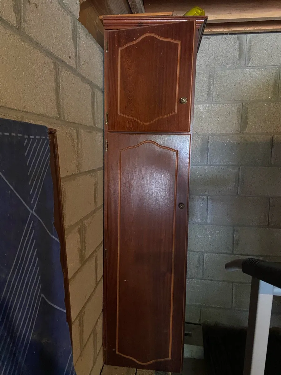 Full Length Cabinet