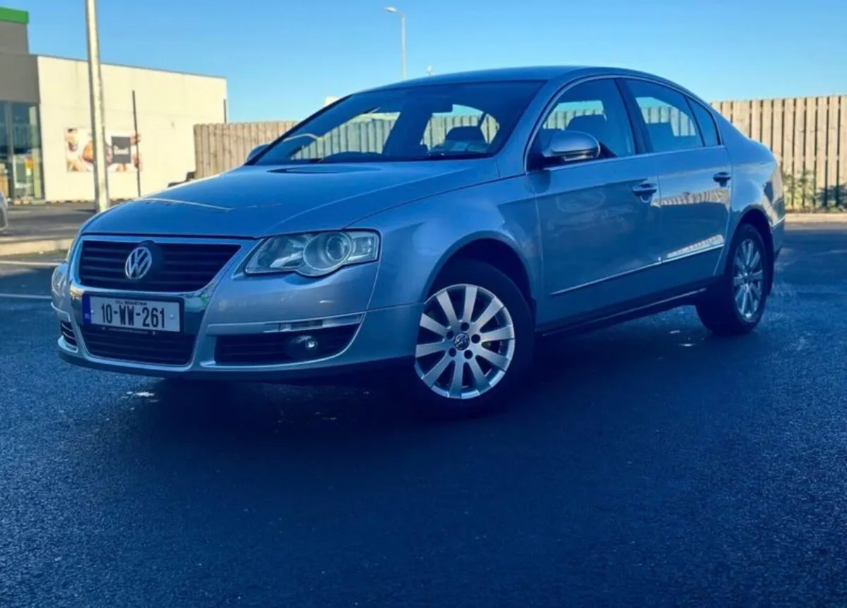 Volkswagen Passat - Image 2