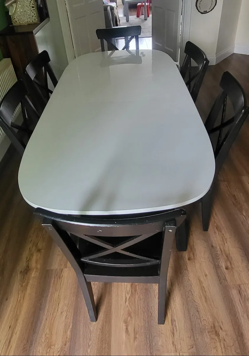 table and 6 chairs - Image 2
