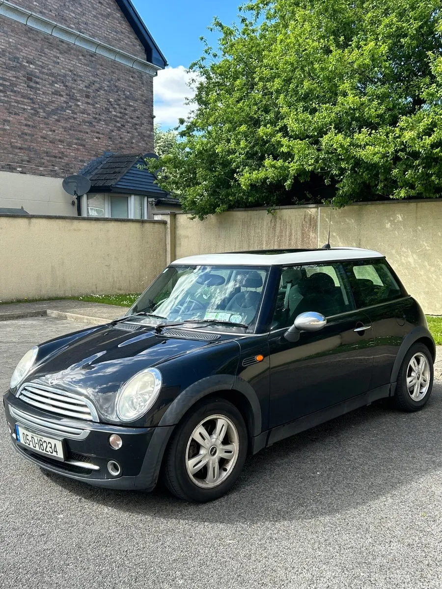 Mini Cooper 2005 Black New NCT - Image 3