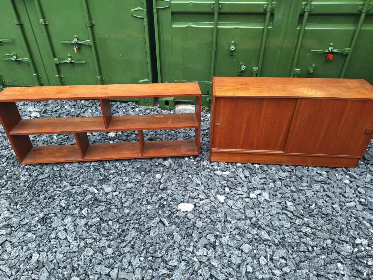 Vintage furniture's for restoration (DELIVERY) - Image 1