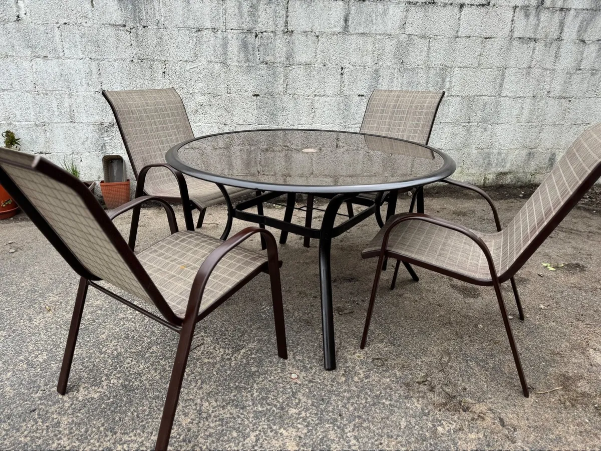 Garden furniture dinning set 4 seater - Image 3