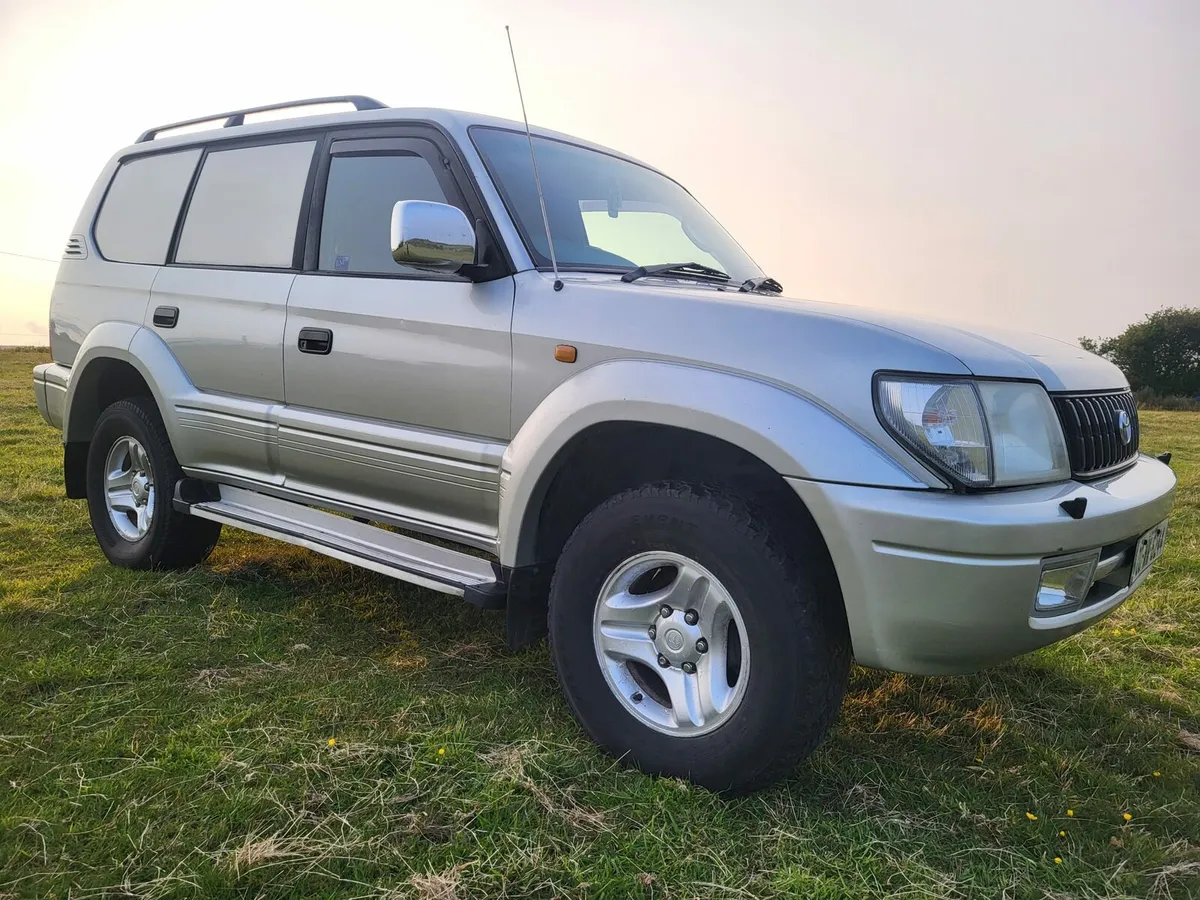 Toyota landcruiser - Image 2
