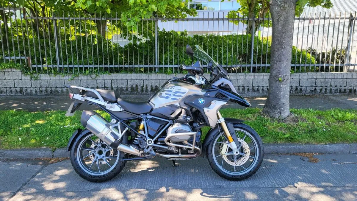 171 BMW R1200 GS Exclusive - Image 1