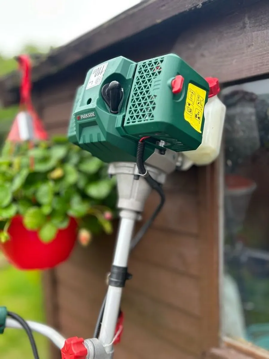 Powerful Petrol Stimmers - almost new - Image 1