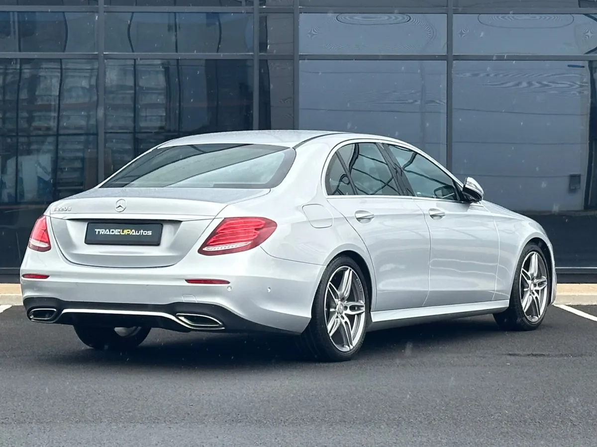 Mercedes-Benz E220d AMG - Image 2