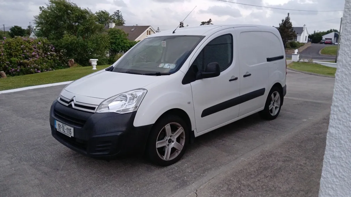 Citroen Berlingo 2019 - Image 1