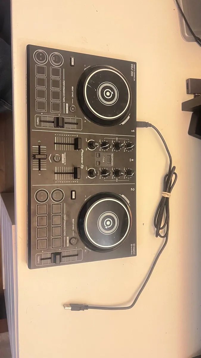 Pioneer ddj200
