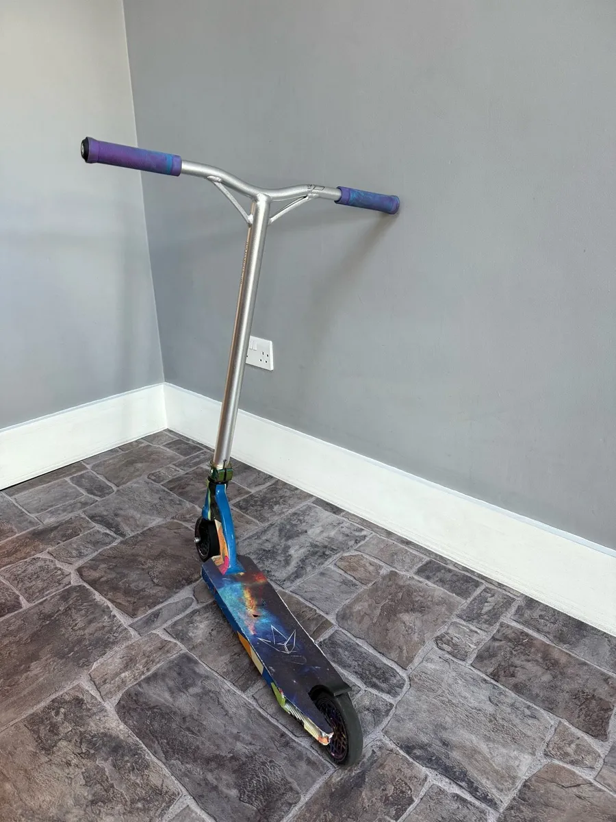 Stunt scooter - Image 3
