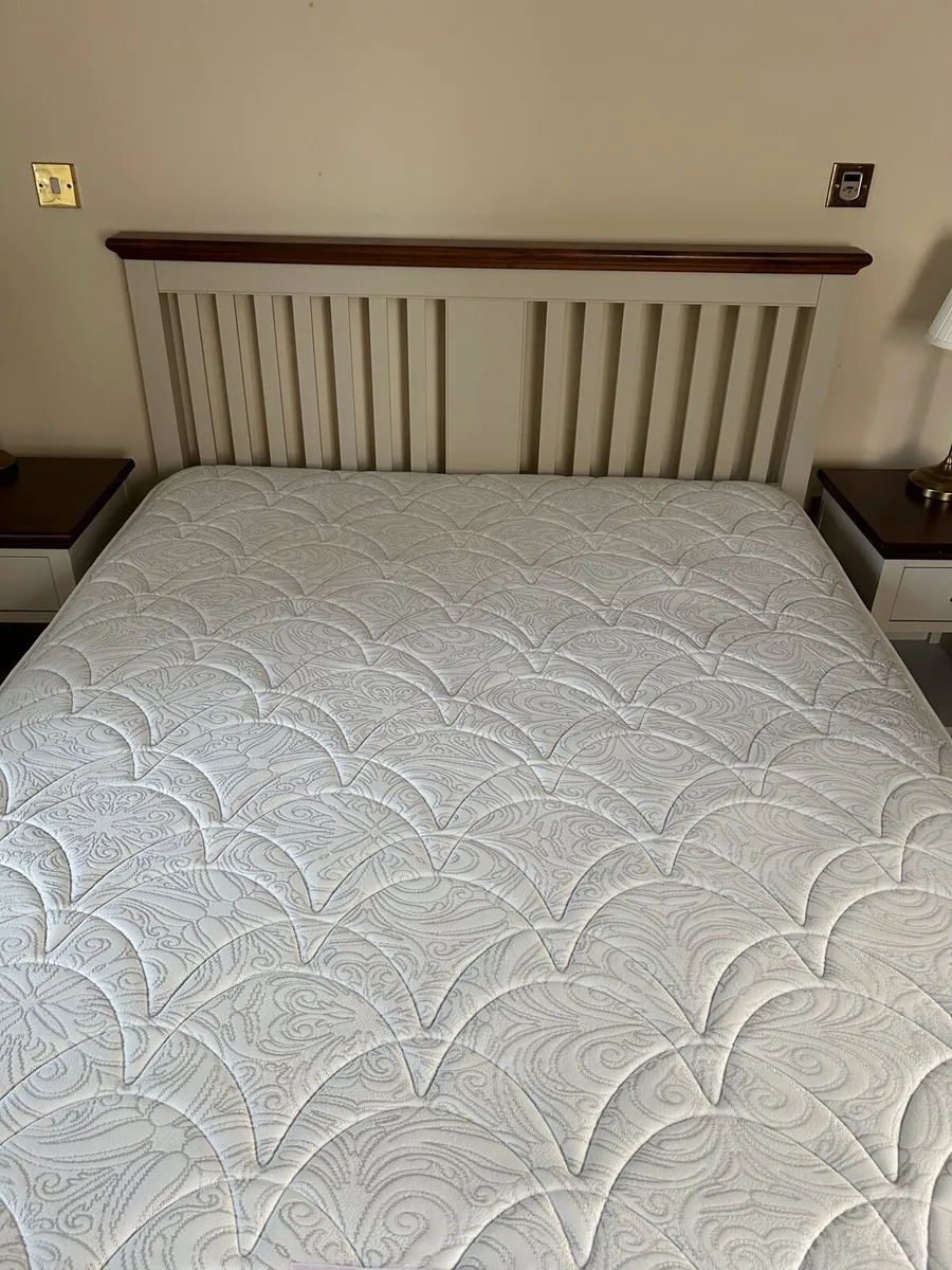 Hampstead collection soft grey and walnut bedframe - Image 1