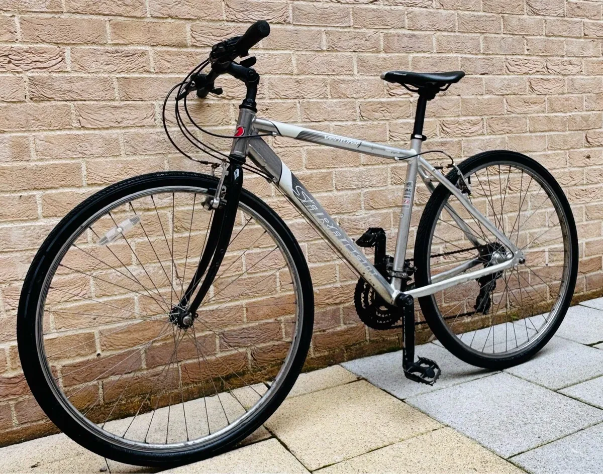 Saracen bicycle for sale. - Image 2