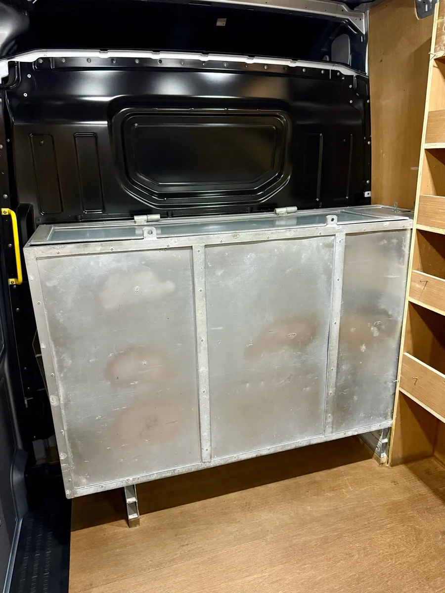 Van tools box - Image 1