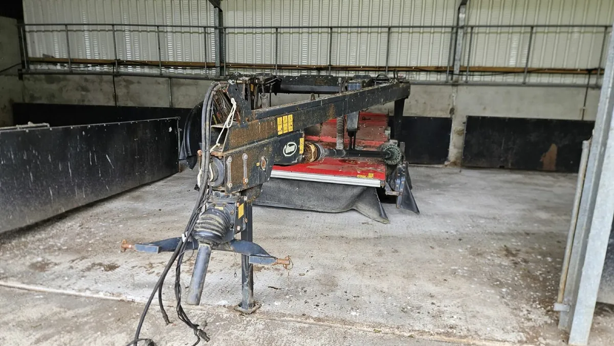 9 foot Vicon trail mower for parts - Image 1