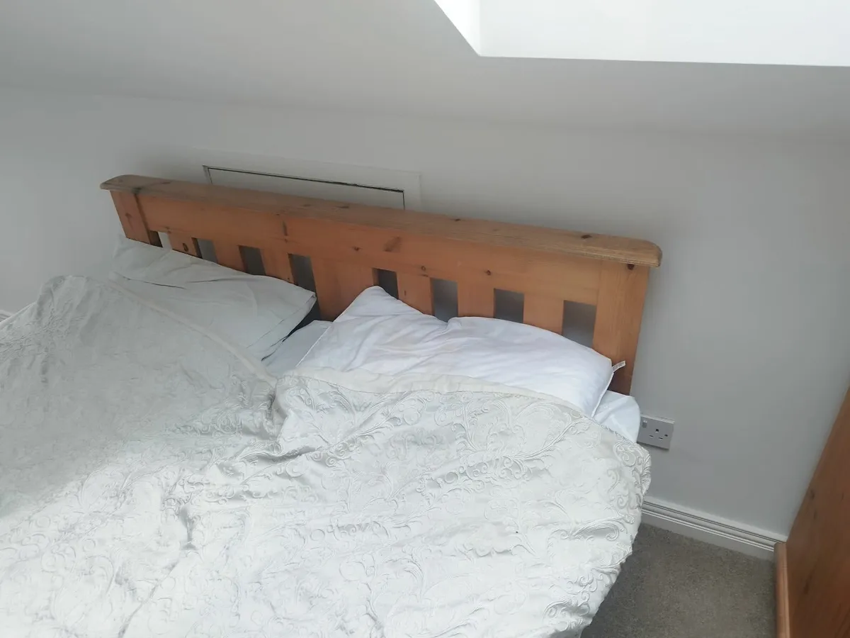 Oak furniture - Image 4