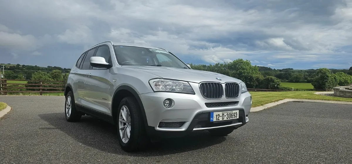 BMW X3  -  2012  -  xDrive  -  Tinted windows - Image 1