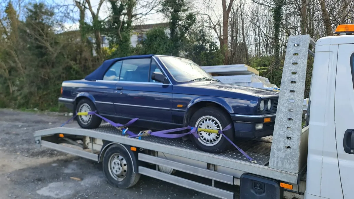 BMW 325i Convertible 1990 - Image 3