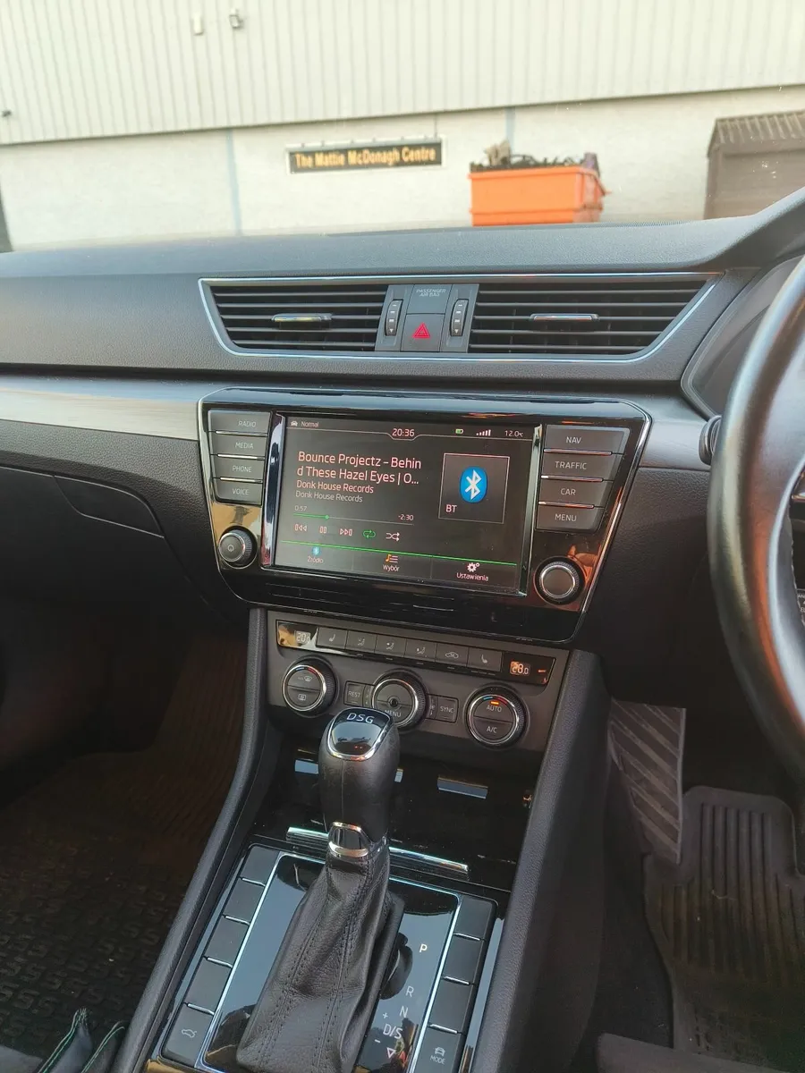 Skoda Superb 2016 2.0 Auto - Image 3