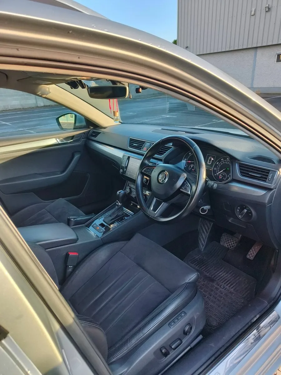 Skoda Superb 2016 2.0 Auto - Image 4