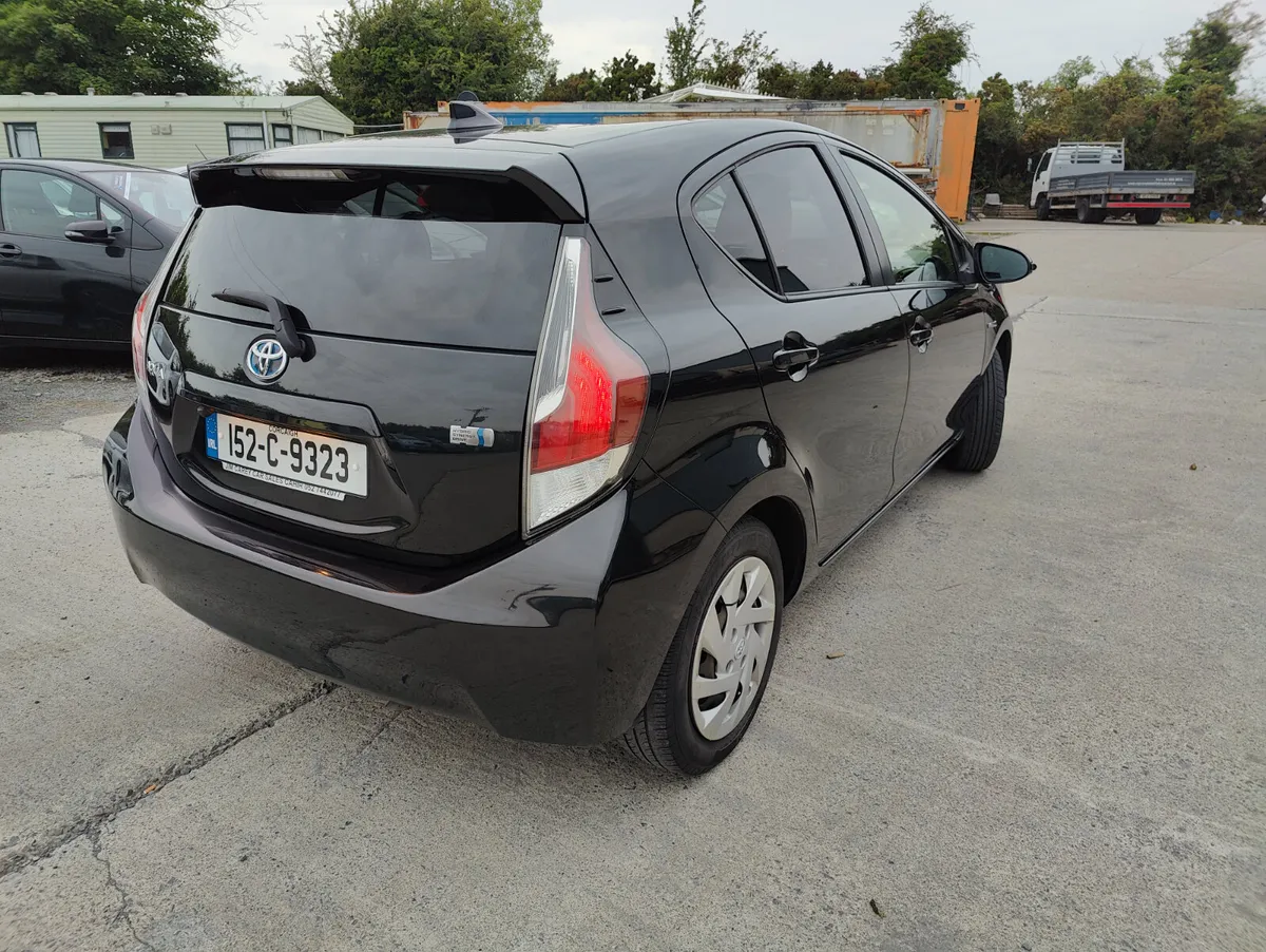 Toyota Aqua 2015 - Image 3
