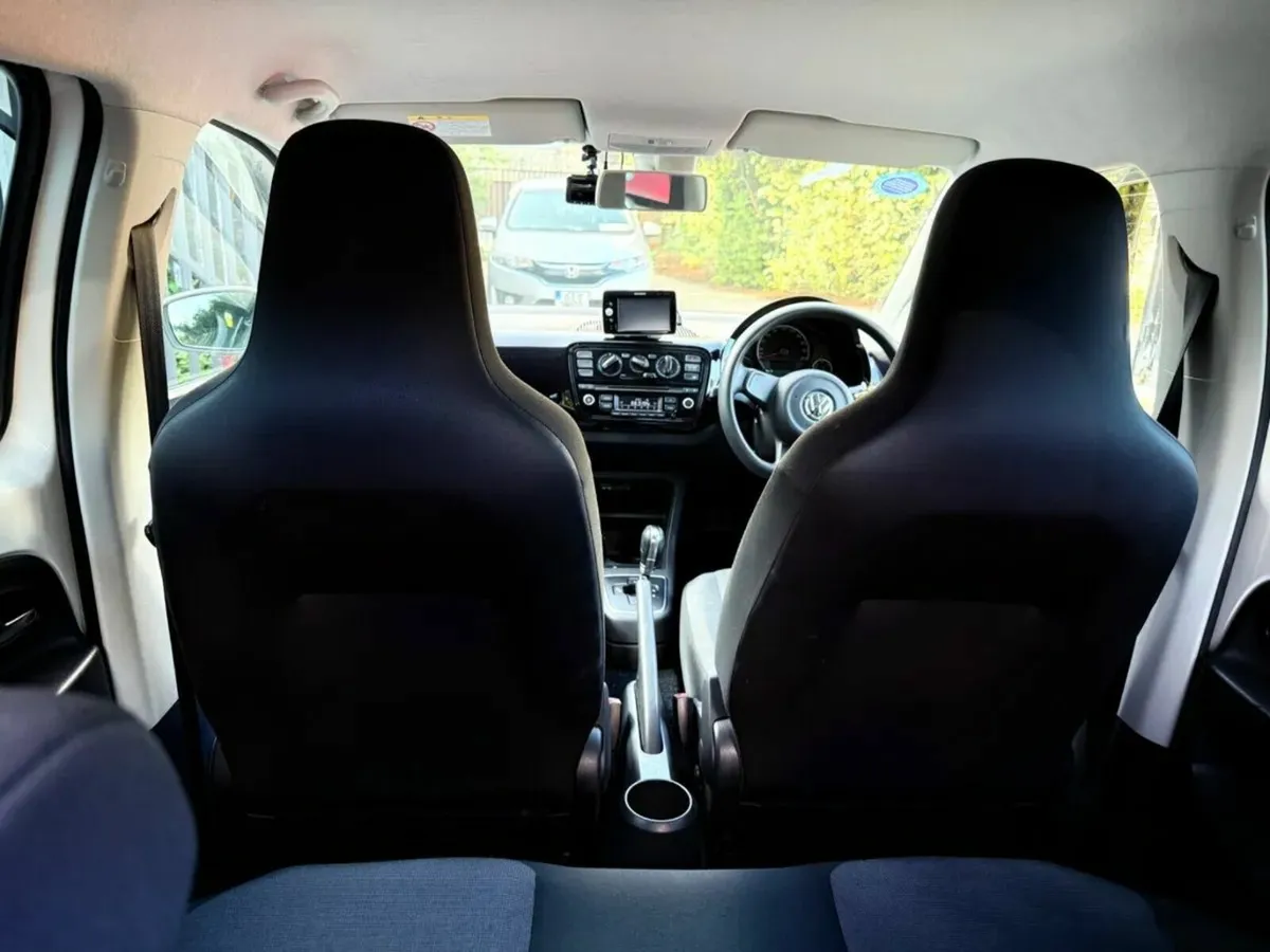 132 Volkswagen up! - Image 2