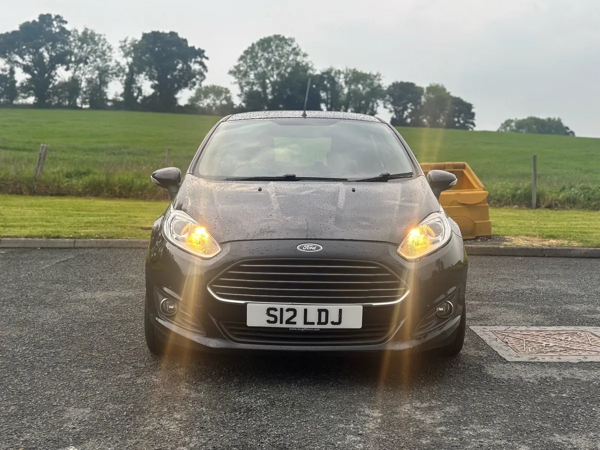2013 Ford Fiesta Zetec - Image 2