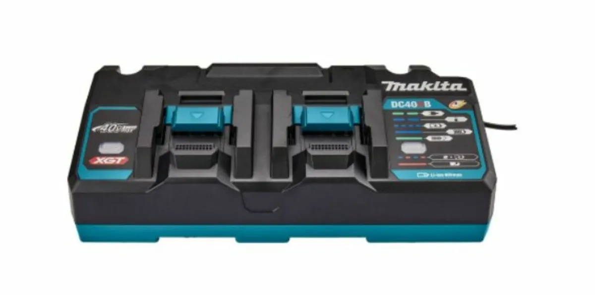 Makita DC40RB 40Vmax XGT Twin-Port Fast Charger