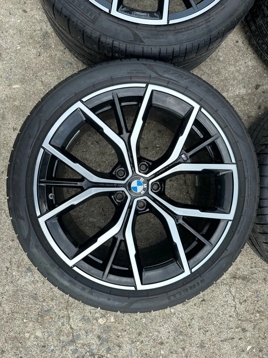 19” GENUINE BMW ALLOYS - Image 3