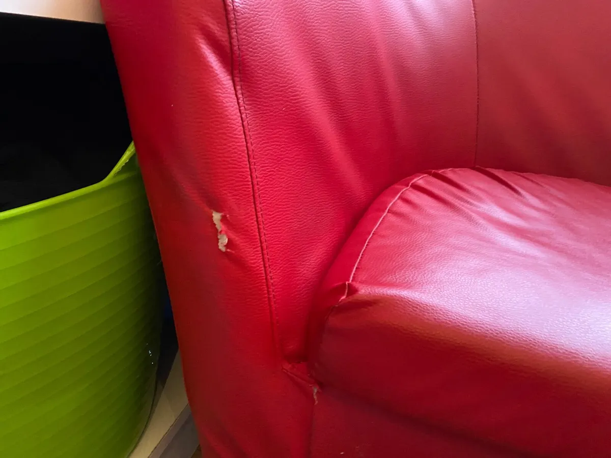 Couch - Image 2