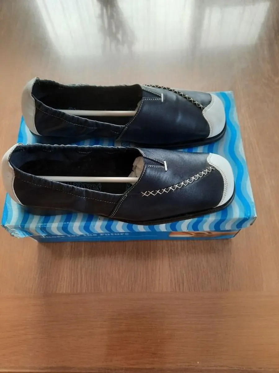 Ladies shoes, size 38/5 - Image 2