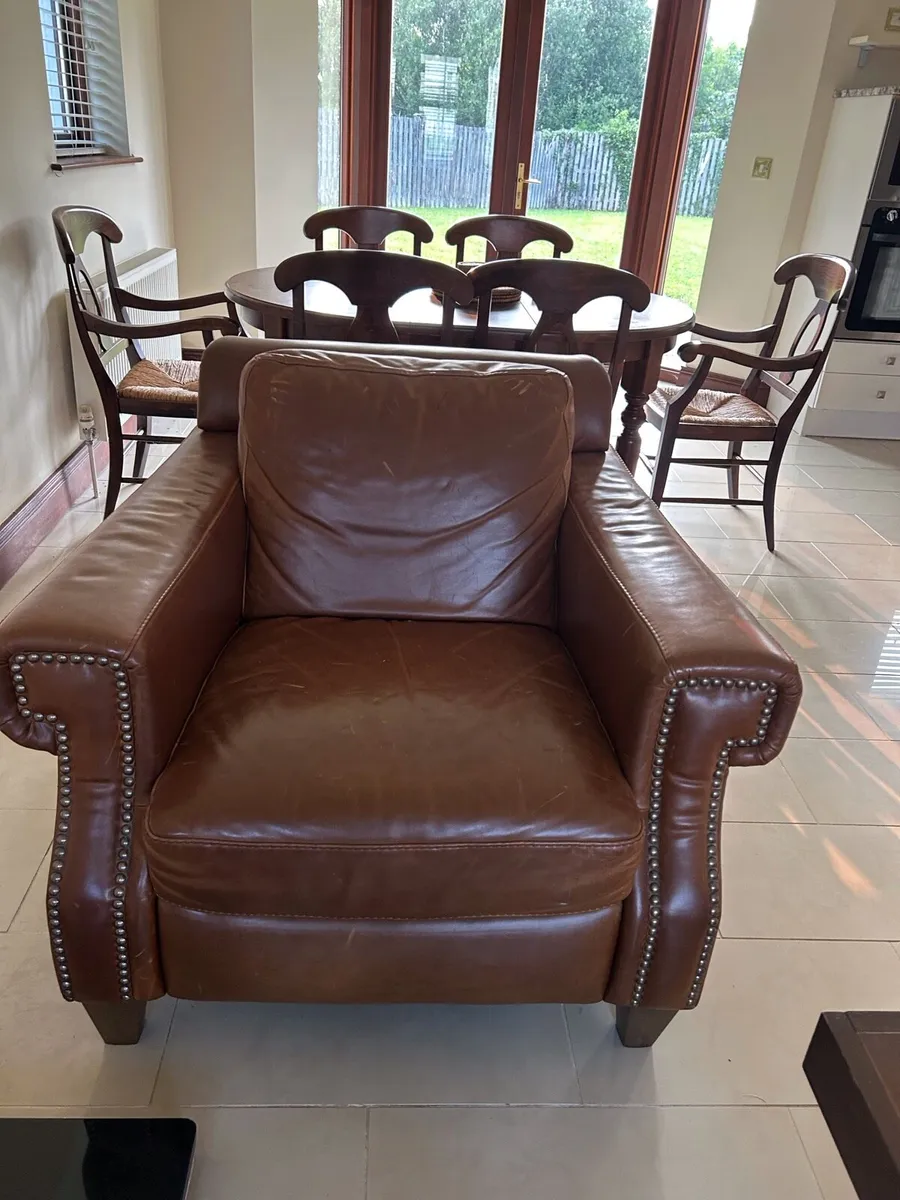 Leather armchair genuine - Image 1