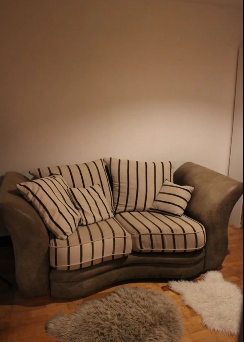 Sofa - Image 2